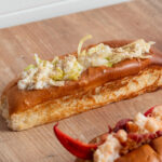 Lobster roll Mason's con coleslaw e patatine